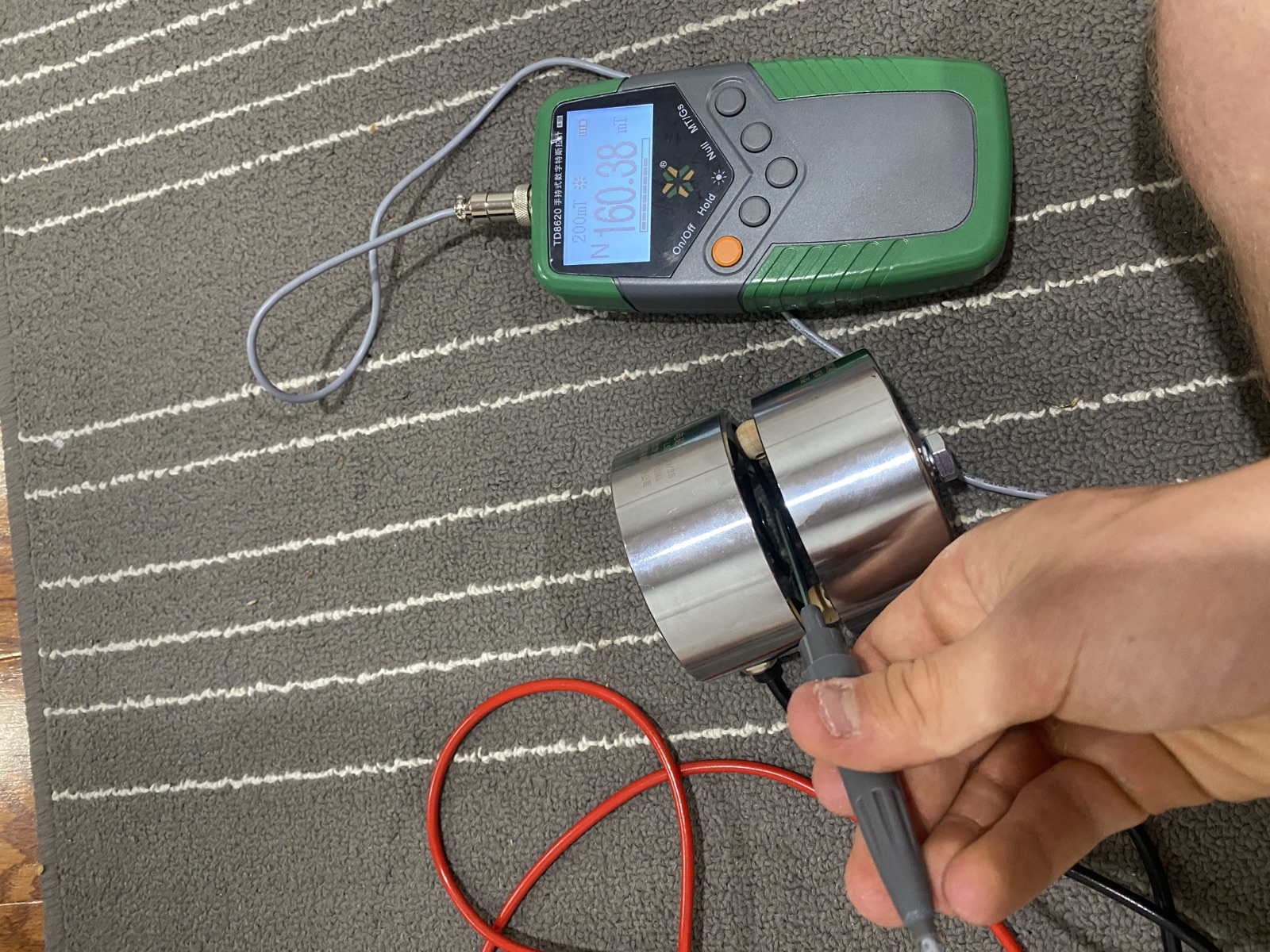 Figure 2: SMF setup with central field flux density of 160.38mT.